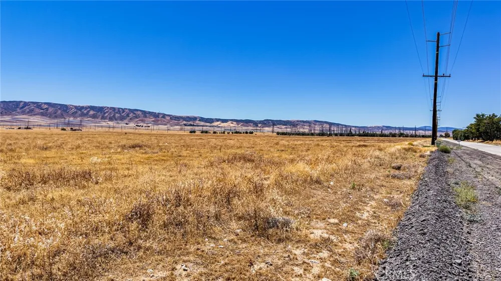 8500 W J AVENUE Del Sur, CA 93536