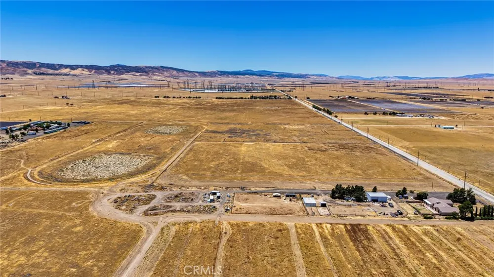 8500 W J AVENUE Del Sur, CA 93536