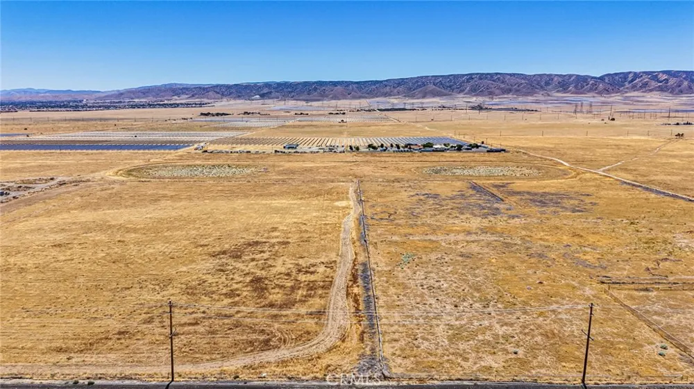 8500 W J AVENUE Del Sur, CA 93536