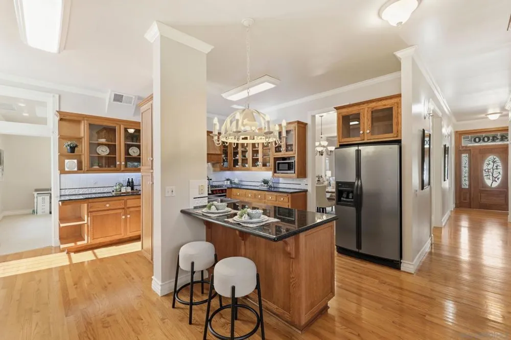 14400 Midland Poway, CA 92064