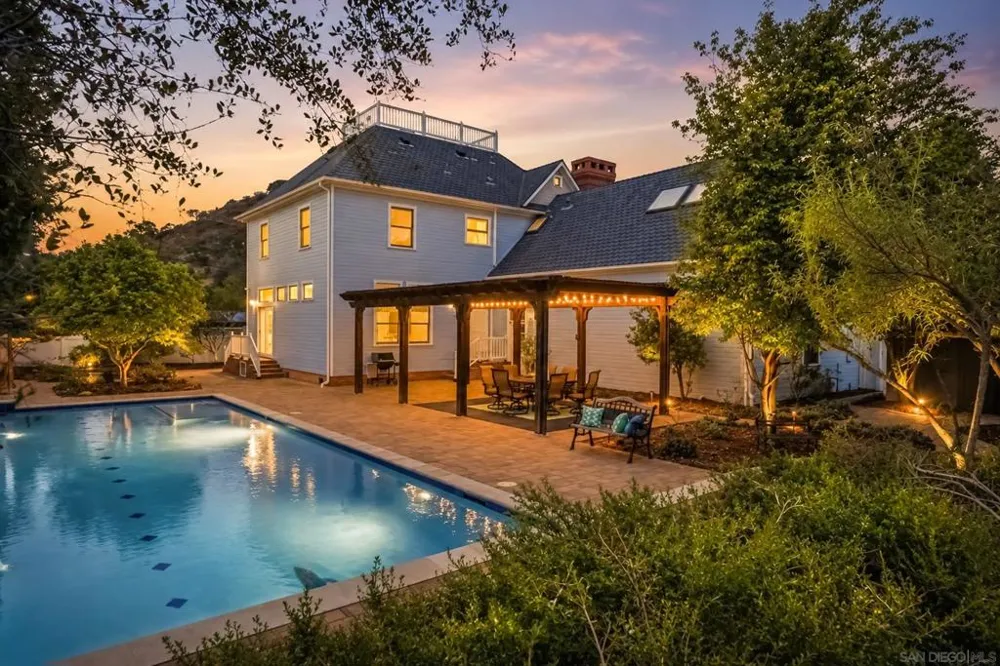 14400 Midland Poway, CA 92064