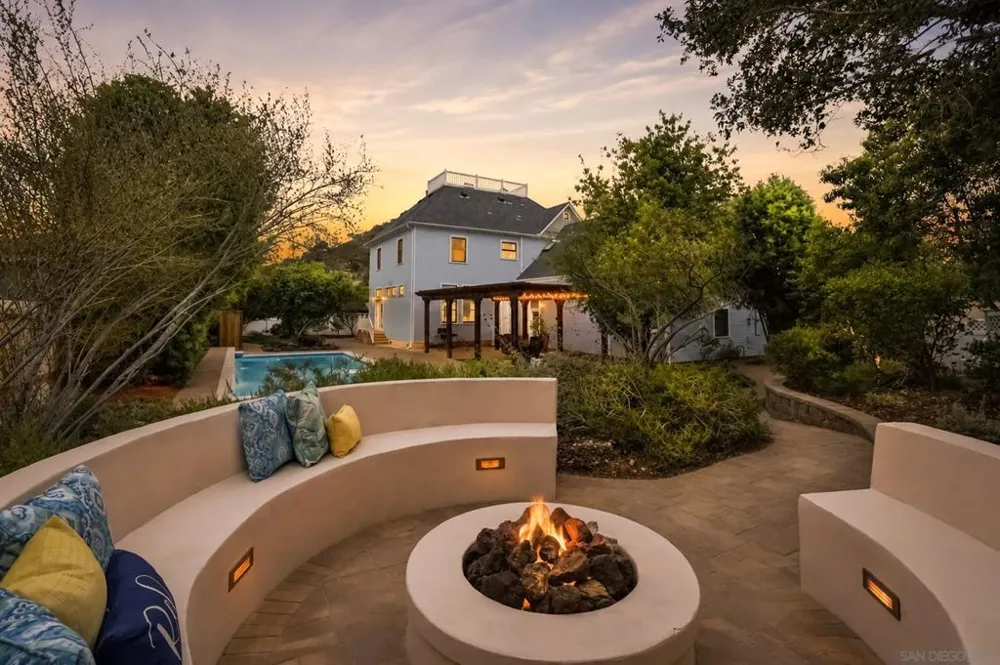 14400 Midland Poway, CA 92064