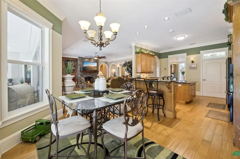 605 OLD MOUNT DORA ROAD Eustis, FL 32726