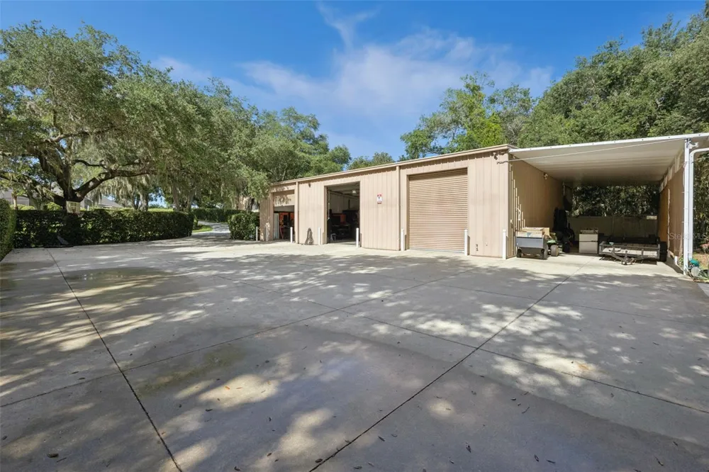 605 OLD MOUNT DORA ROAD Eustis, FL 32726