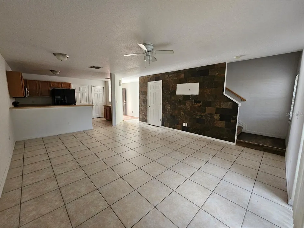 752 CRESTING OAK CIRCLE #64 Orlando, FL 32824