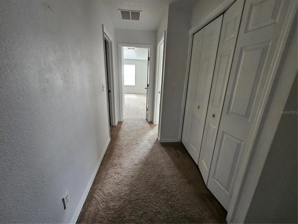 752 CRESTING OAK CIRCLE #64 Orlando, FL 32824