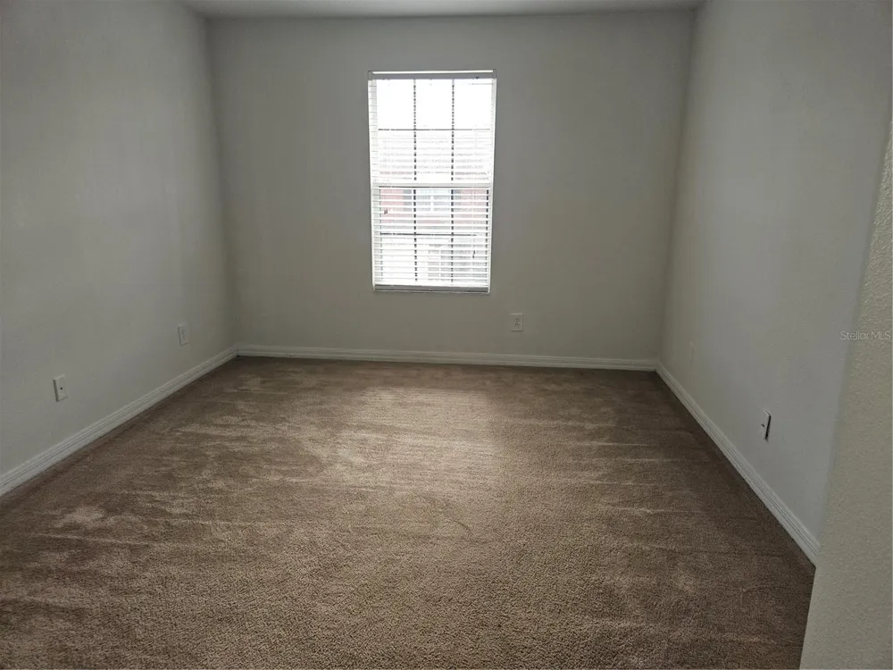 752 CRESTING OAK CIRCLE #64 Orlando, FL 32824