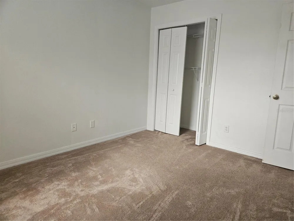 752 CRESTING OAK CIRCLE #64 Orlando, FL 32824