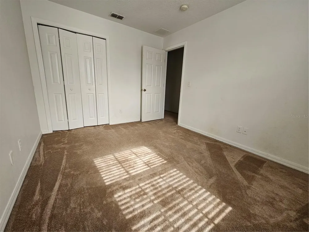 752 CRESTING OAK CIRCLE #64 Orlando, FL 32824