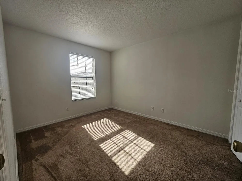 752 CRESTING OAK CIRCLE #64 Orlando, FL 32824