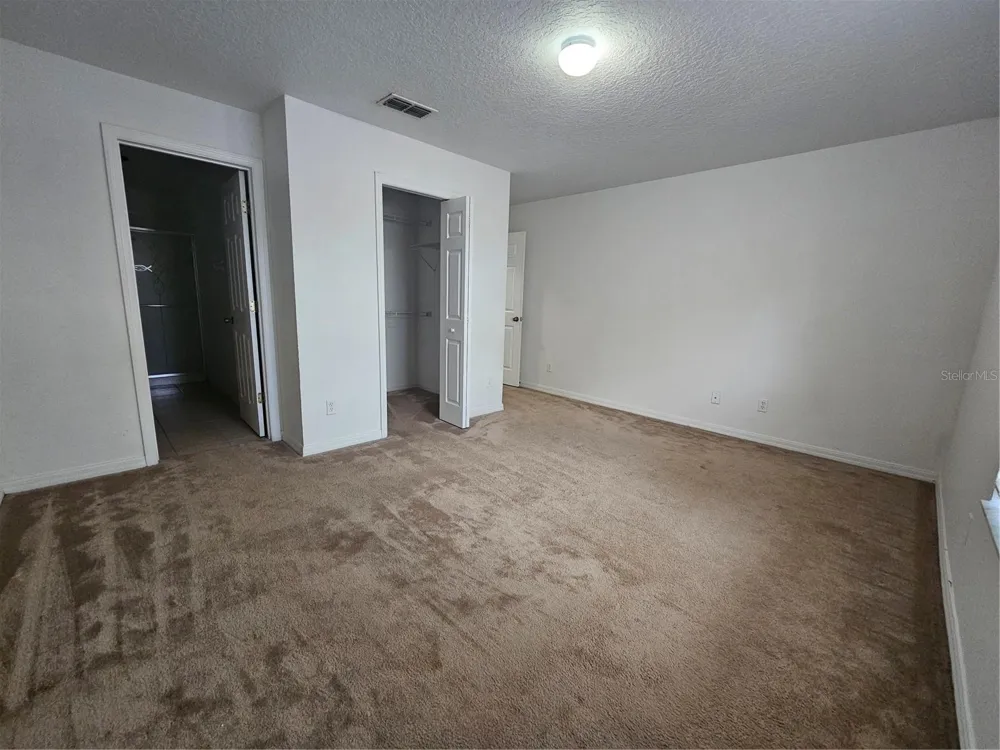 752 CRESTING OAK CIRCLE #64 Orlando, FL 32824
