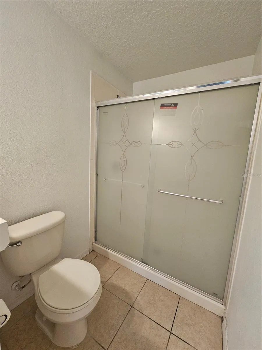 752 CRESTING OAK CIRCLE #64 Orlando, FL 32824