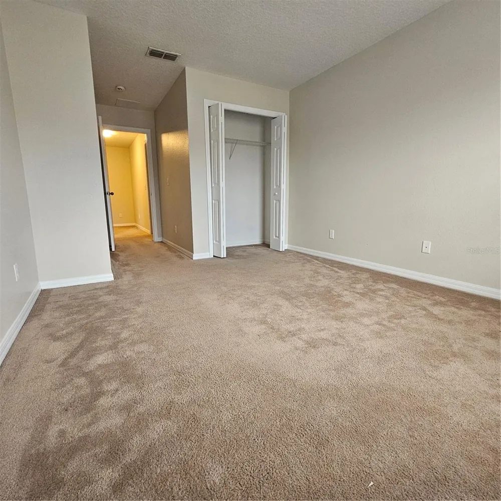 752 CRESTING OAK CIRCLE #64 Orlando, FL 32824