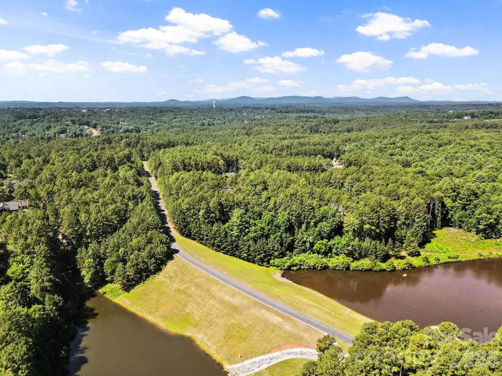 5224 Port Lane Granite Falls, NC 28630
