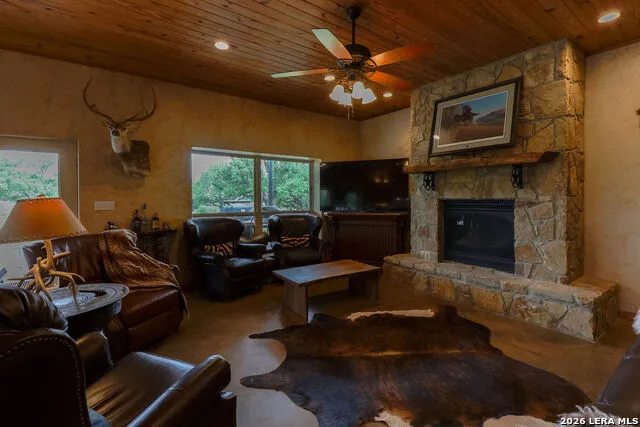 1972 CLOVER LN Menard, TX 76859