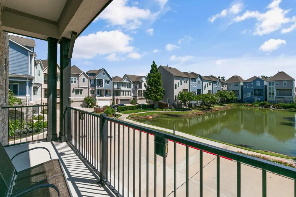 1415 Maple Stream Drive Houston, TX 77043
