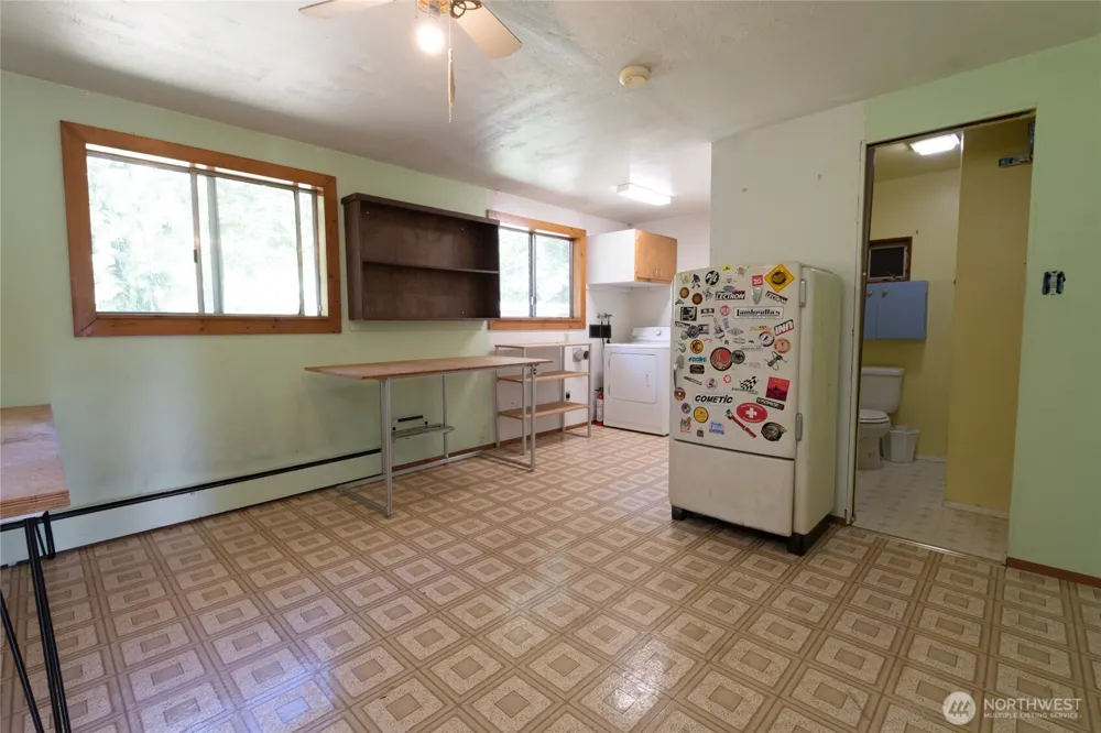14808 Larch Way Lynnwood, WA 98087
