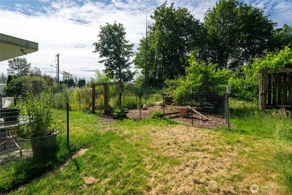14808 Larch Way Lynnwood, WA 98087