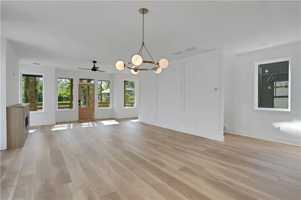 644 Glendale Road Scottdale, GA 30079