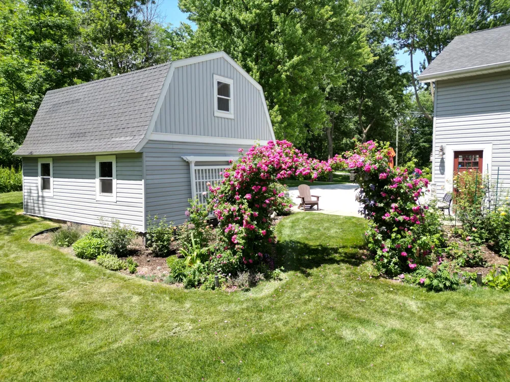 3450 Michigan Street NE Grand Rapids Charter Township, MI 49525