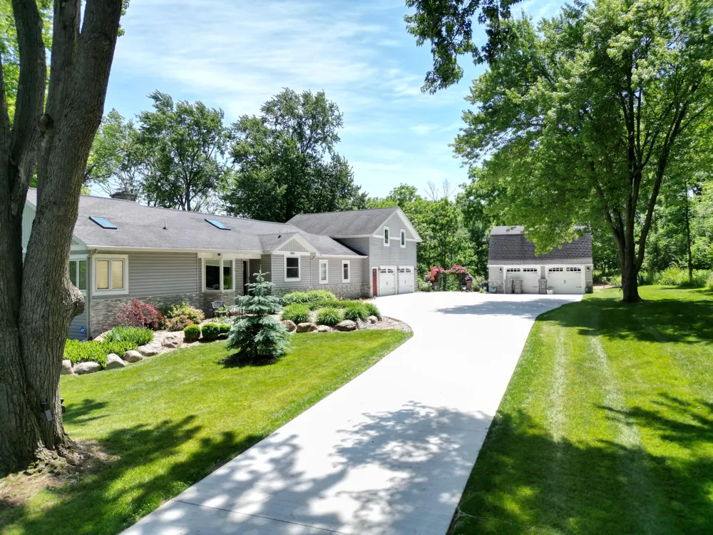 3450 Michigan Street NE Grand Rapids Charter Township, MI 49525