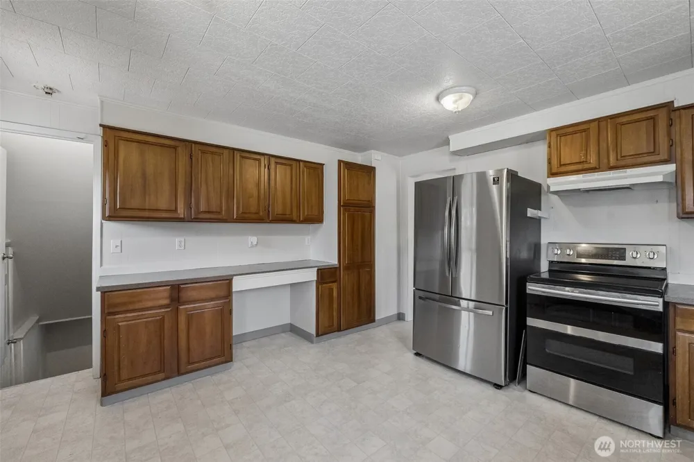 806 4th Street SE Auburn, WA 98002