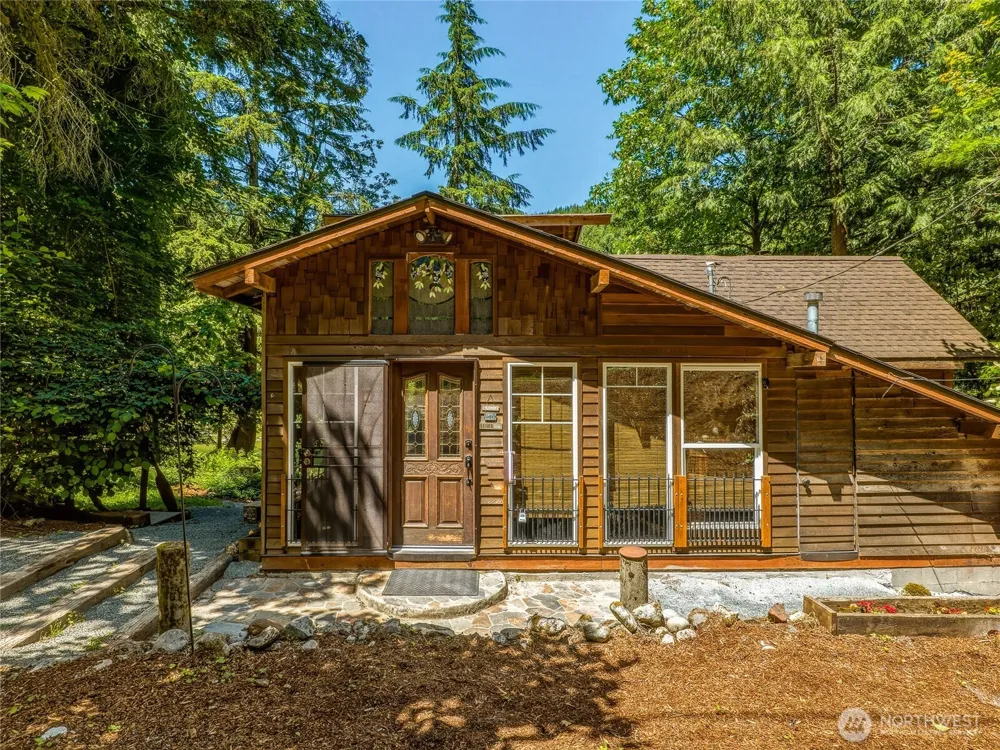 52607 S Riverside Road Gold Bar, WA 98251