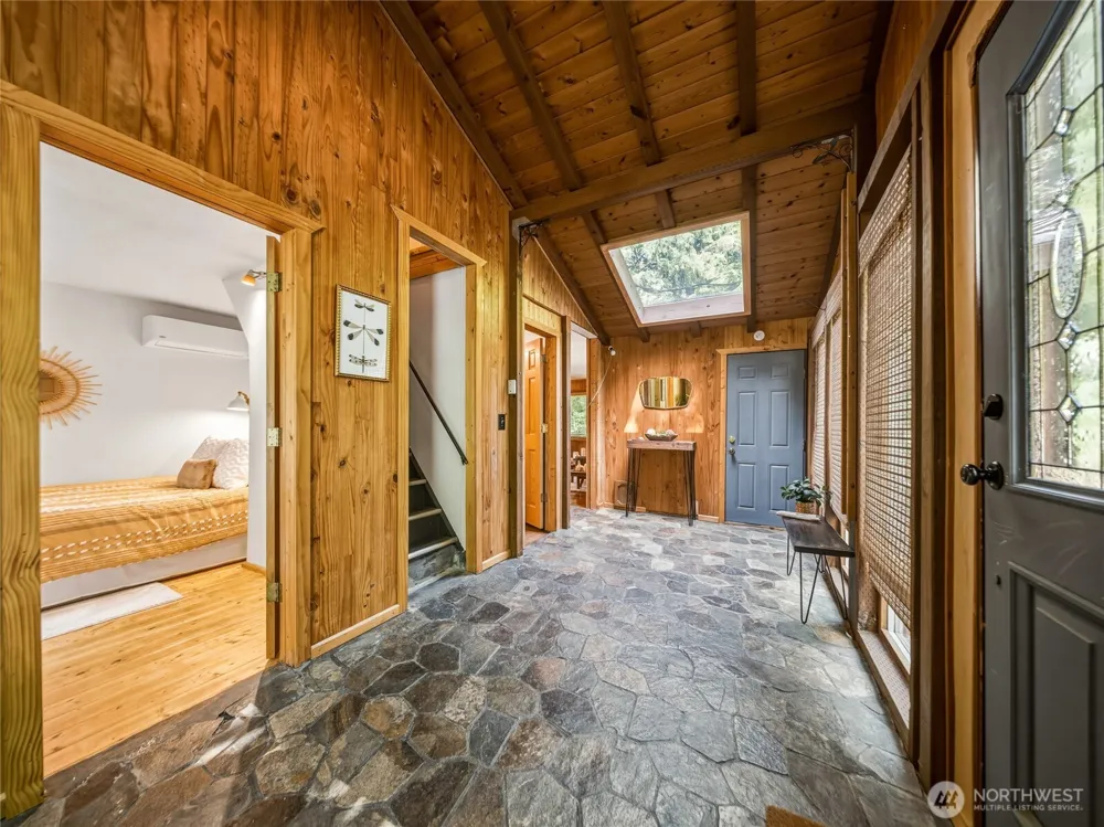 52607 S Riverside Road Gold Bar, WA 98251