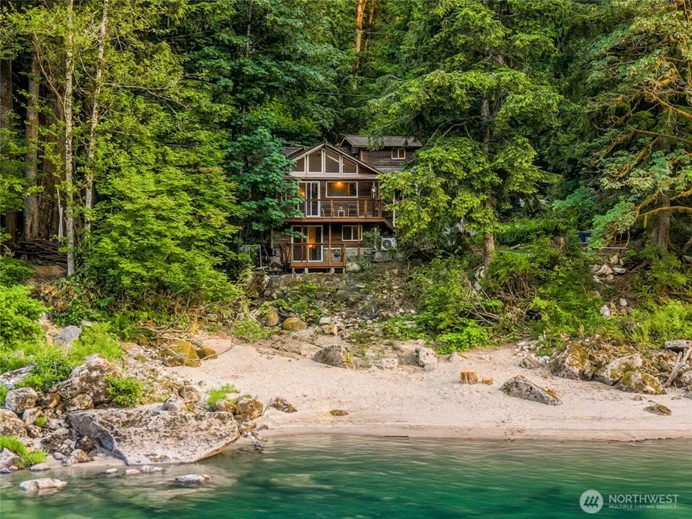 52607 S Riverside Road Gold Bar, WA 98251
