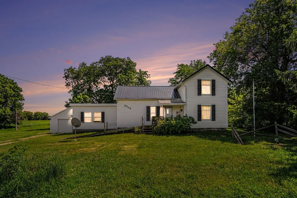 5715 Potters Road Saranac, MI 48881