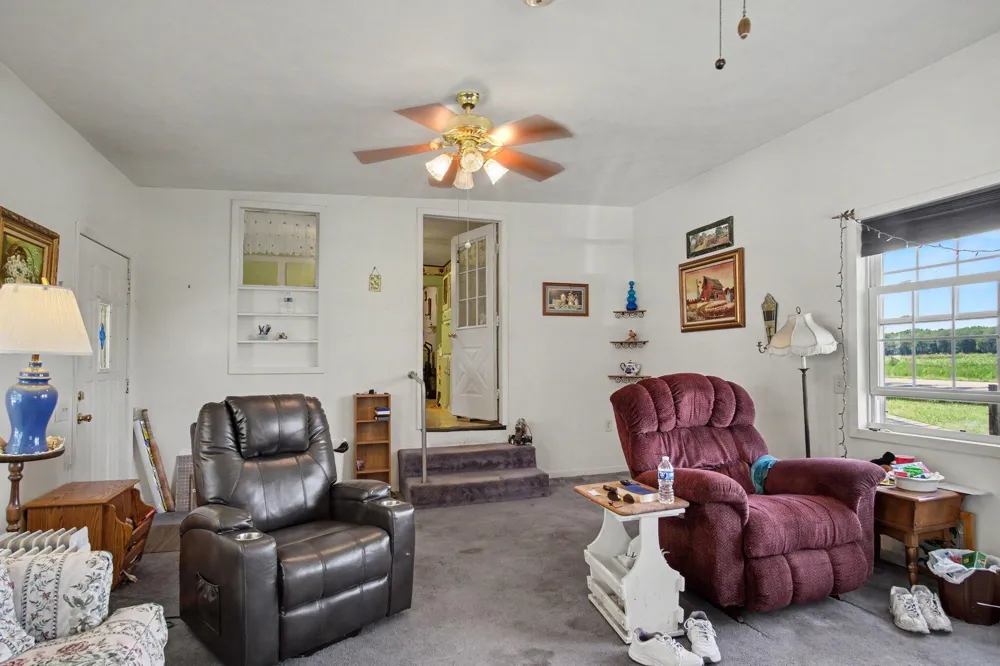 5715 Potters Road Saranac, MI 48881