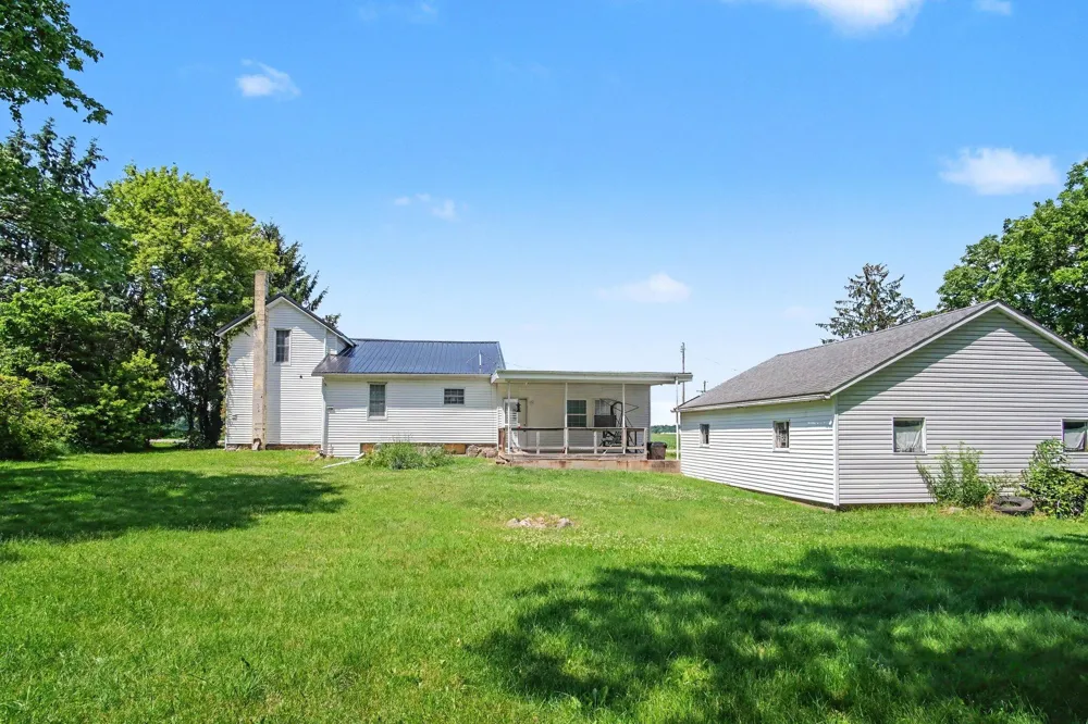 5715 Potters Road Saranac, MI 48881