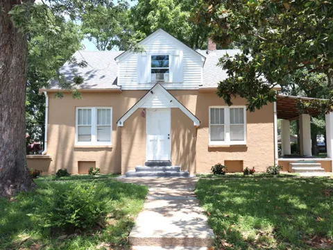 408 2nd St