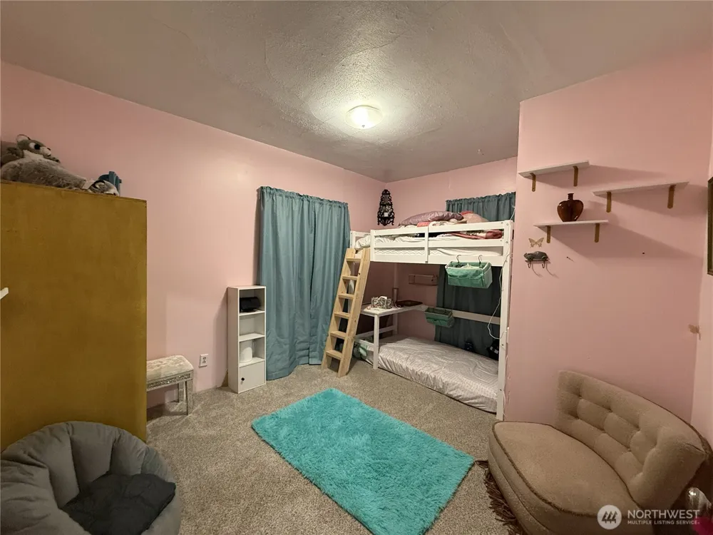 703 Washington Davenport, WA 99122