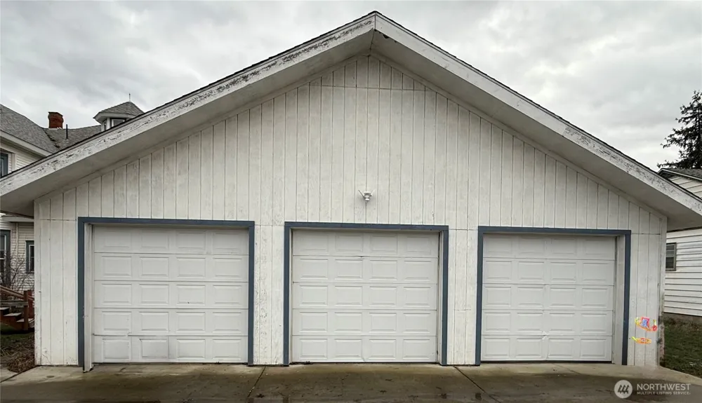703 Washington Davenport, WA 99122