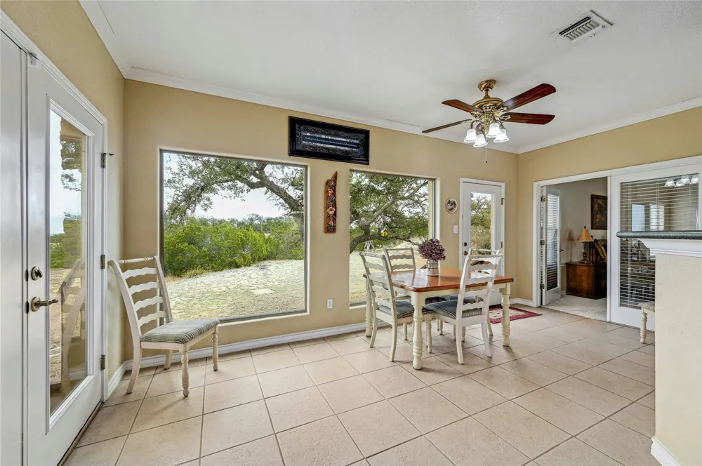 1370 Sunset View Fischer, TX 78623