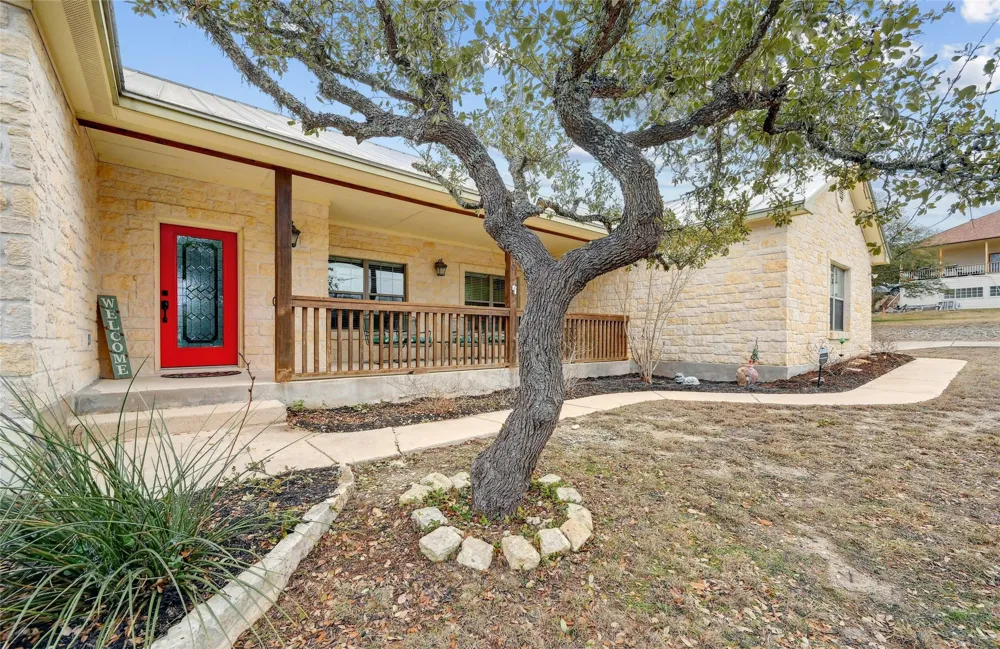 1370 Sunset View Fischer, TX 78623