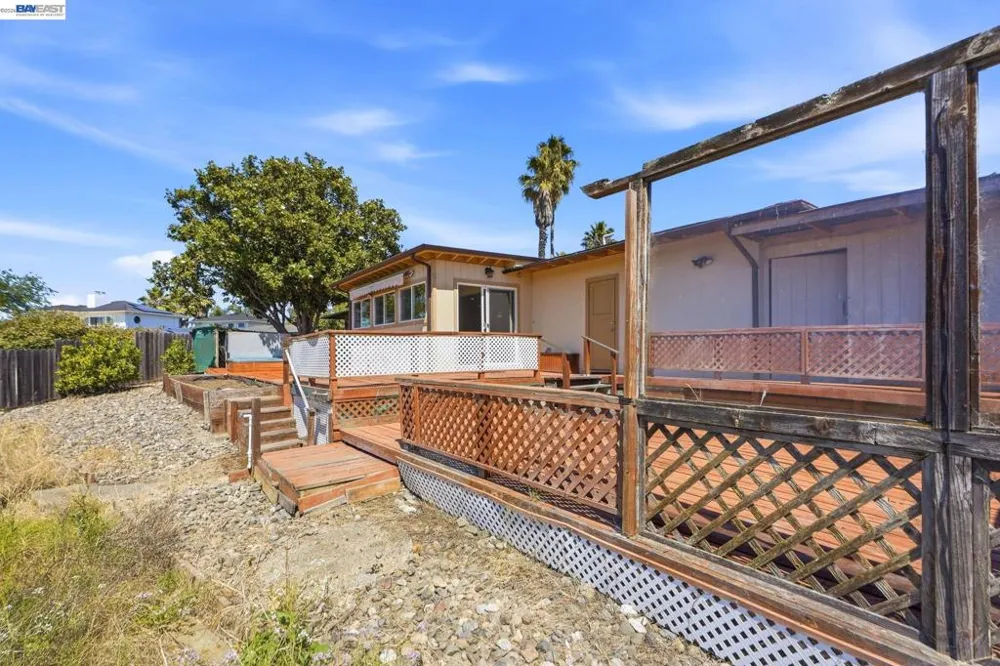 893 Bel Marin Keys Blvd Novato, CA 94949