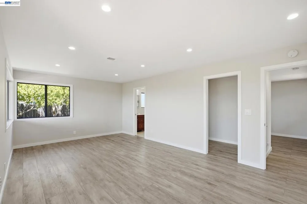 893 Bel Marin Keys Blvd Novato, CA 94949