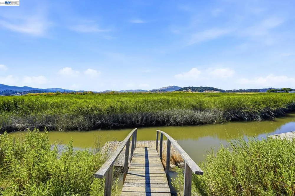 893 Bel Marin Keys Blvd Novato, CA 94949