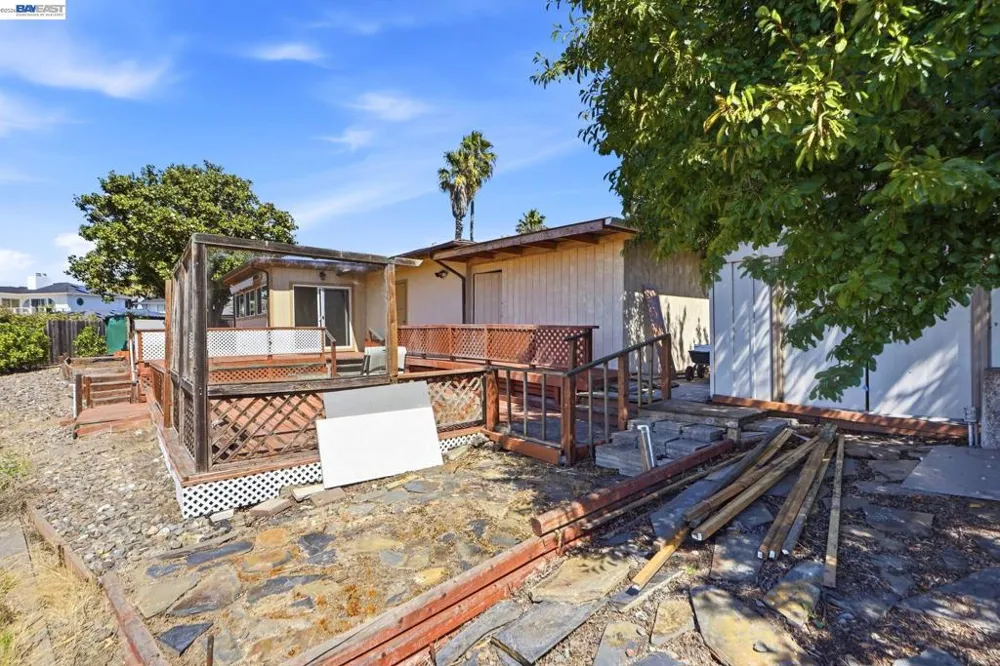 893 Bel Marin Keys Blvd Novato, CA 94949