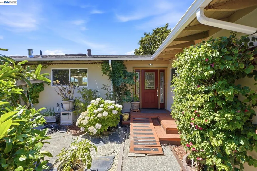 893 Bel Marin Keys Blvd Novato, CA 94949