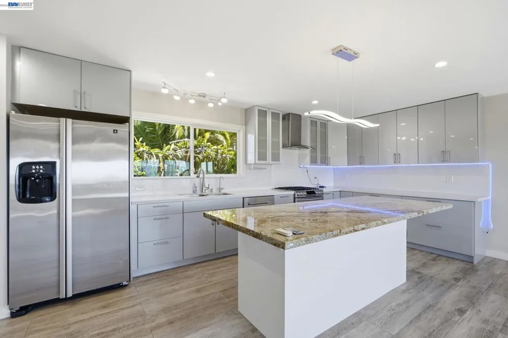 893 Bel Marin Keys Blvd Novato, CA 94949