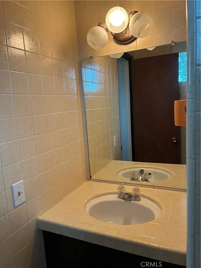 949 Keith Gridley, CA 95948