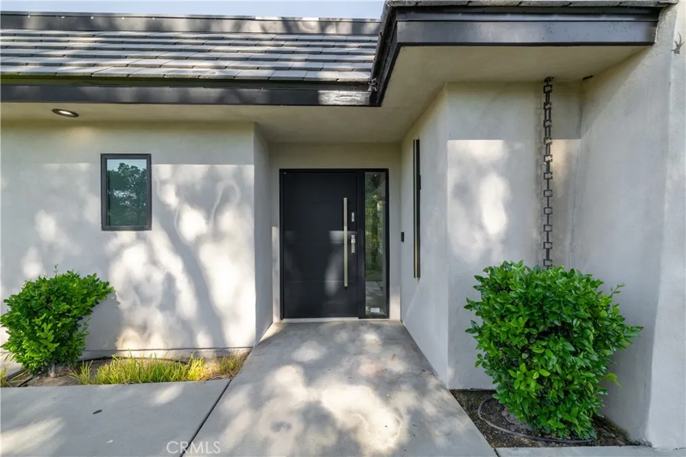 30240 Longhorn Canyon Lake, CA 92587
