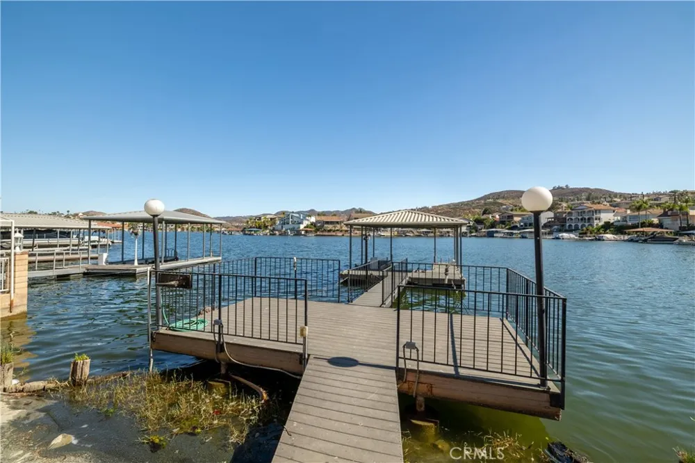 30240 Longhorn Canyon Lake, CA 92587