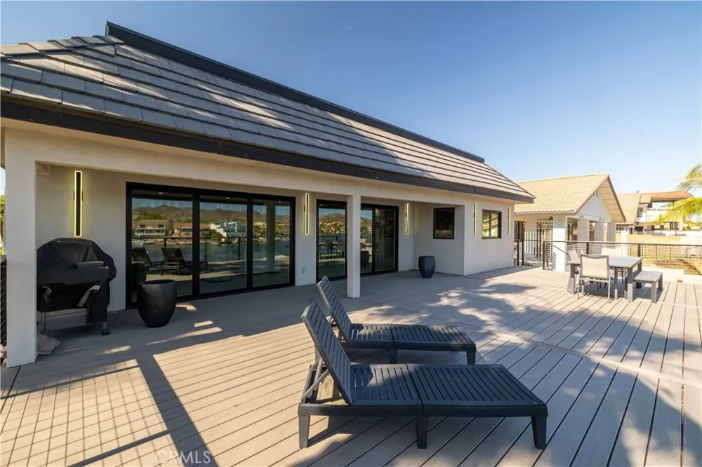 30240 Longhorn Canyon Lake, CA 92587