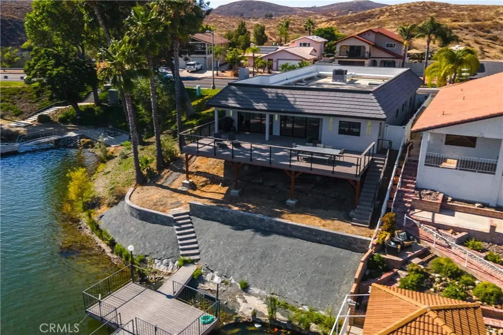 30240 Longhorn Canyon Lake, CA 92587