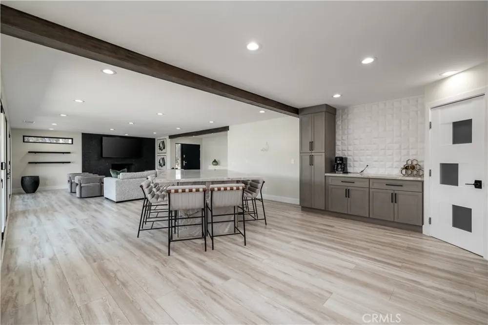 30240 Longhorn Canyon Lake, CA 92587