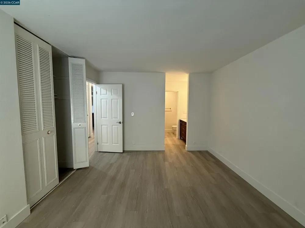 2564 Walnut Blvd Walnut Creek, CA 94596